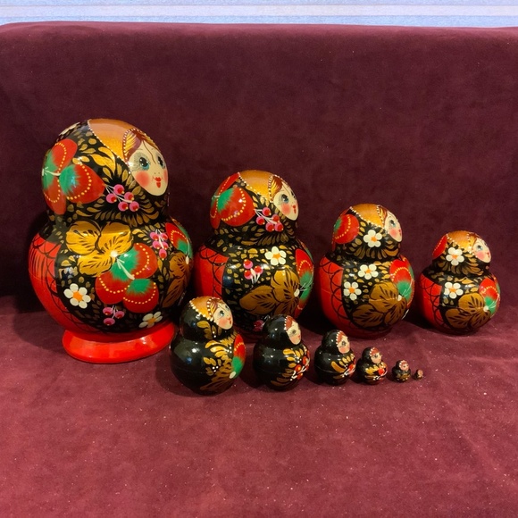 Nesting Dolls Set of 10! NEW! - Picture 6 of 11